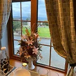 Bed & Breakfast Mayrone House