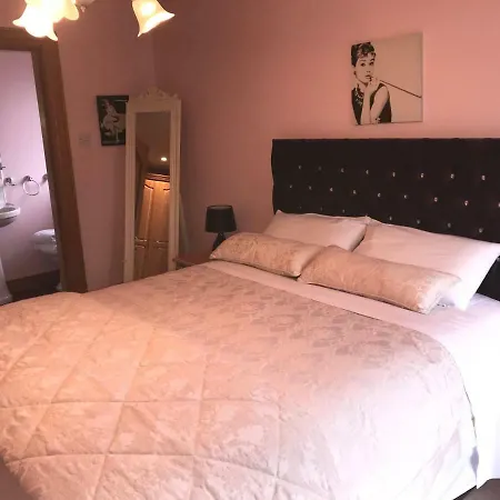 Bed & Breakfast Mayrone House