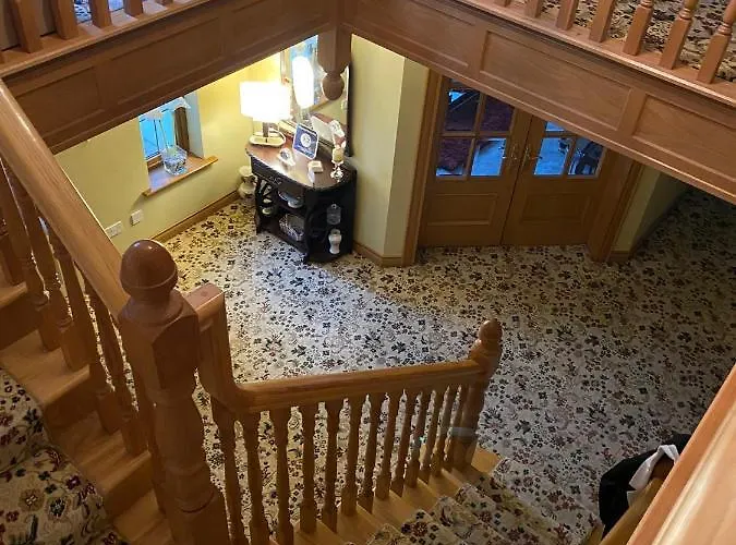 Mayrone House 多尼戈尔