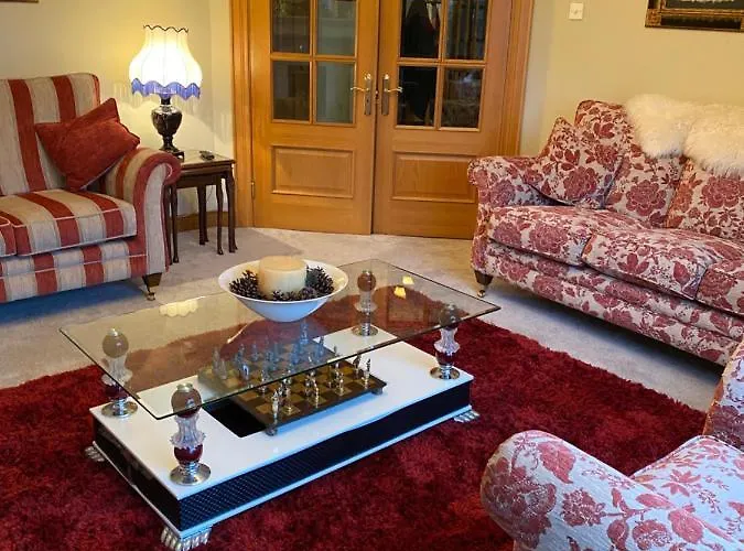 Mayrone House 住宿加早餐酒店 *