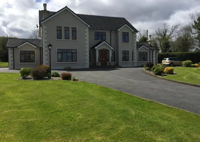 Mayrone House 住宿加早餐酒店 *